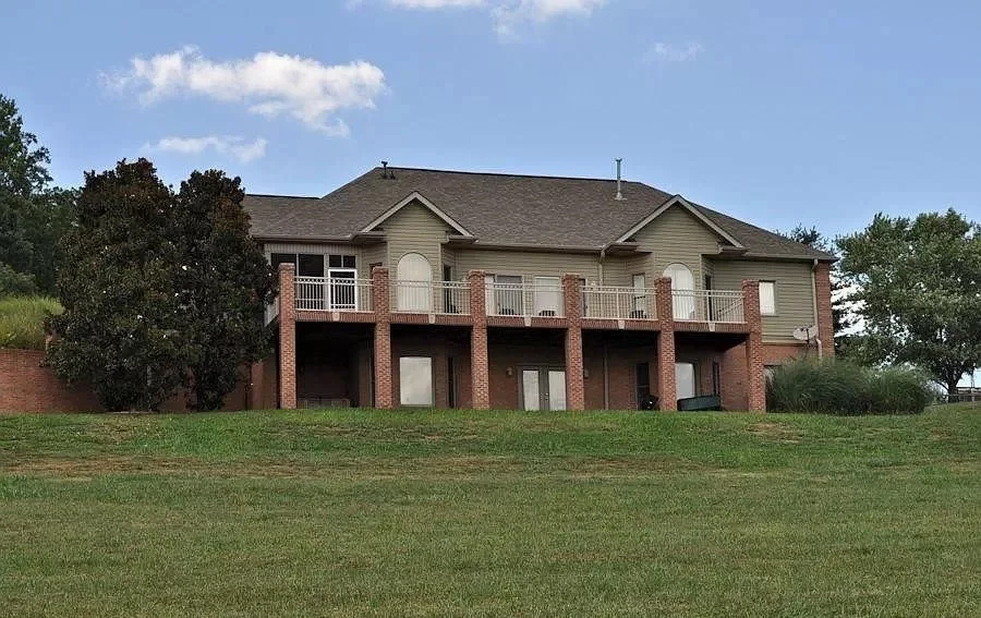 Photo of 1021 Eagle View Drive