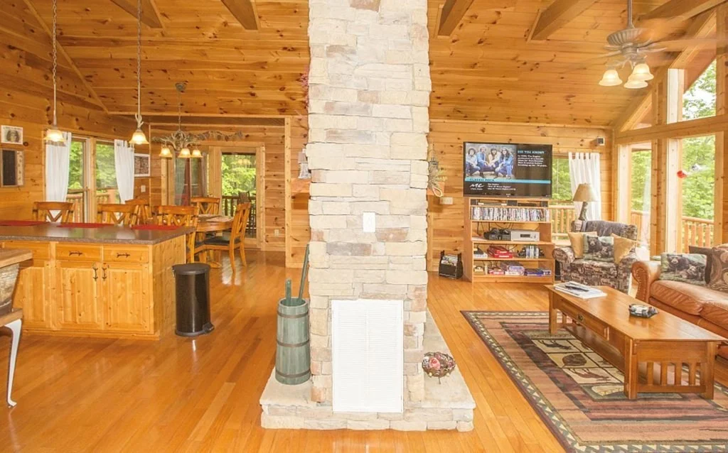 Photo of 2128 Red Bud Road