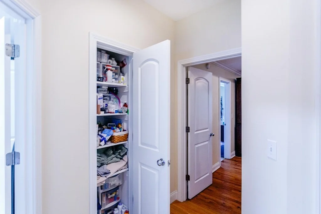 Photo of 1119 Saint Ives