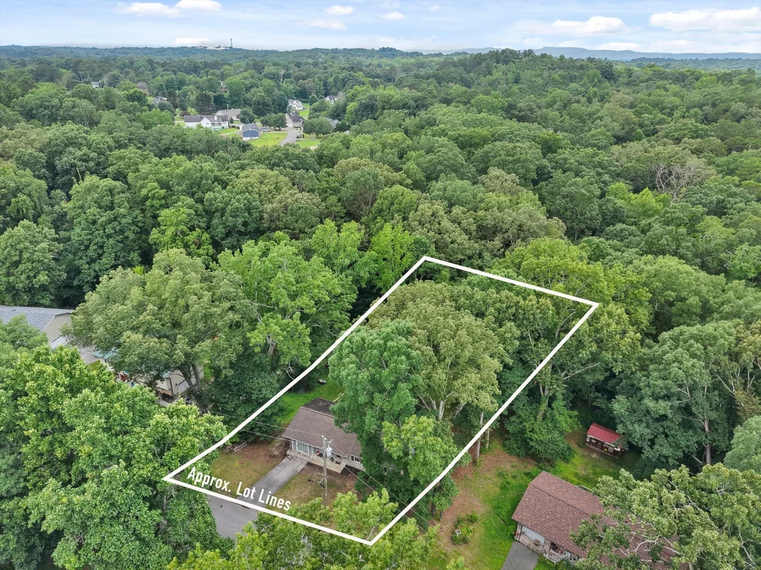 Photo of 300 Marion Drive