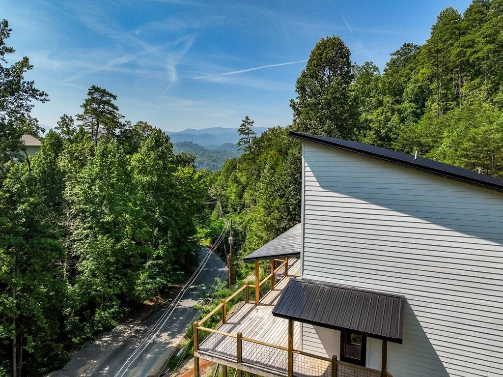 Photo of 1827 Walker Trail