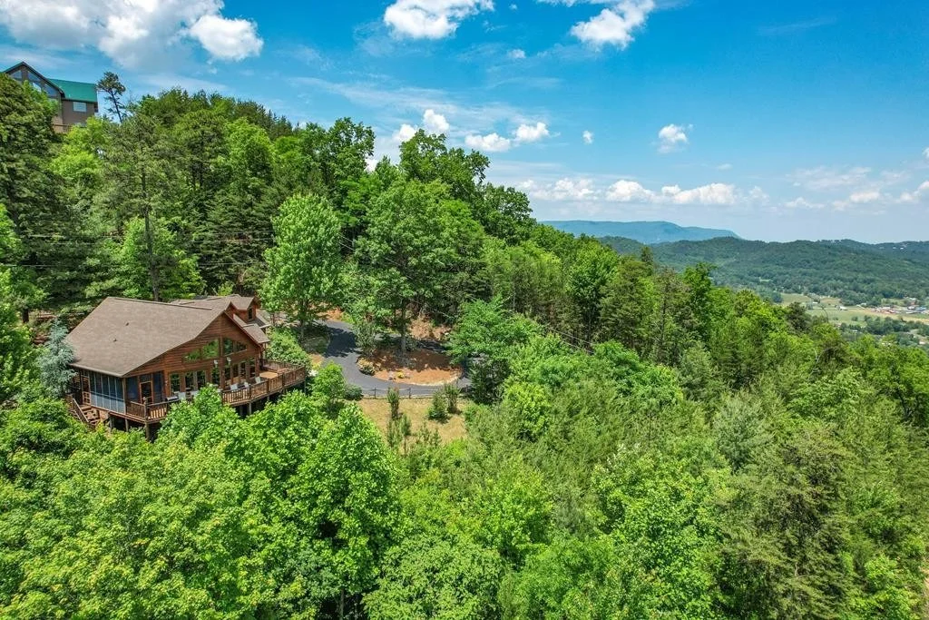 Photo of 4264 Round Top Way