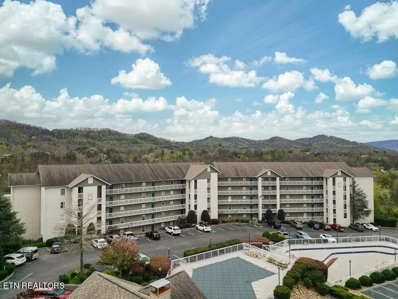 Photo of Unit UNIT554 at 205 Ogle Drive