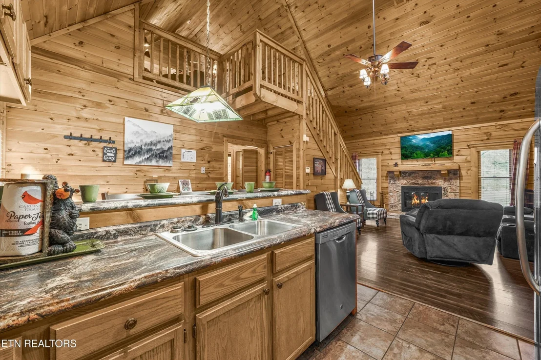 Photo of 1627 Eagle Springs Rd