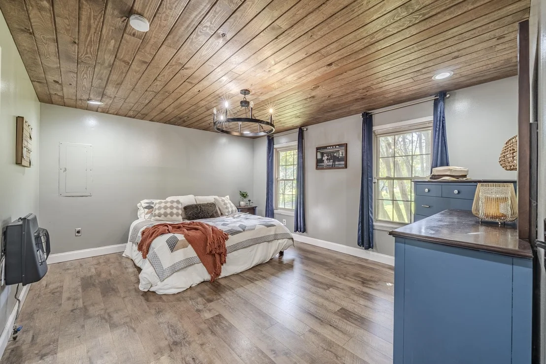 Photo of 475 WATKINS RD