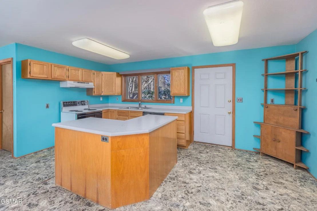 Photo of 3045 Shallow Ridge Road