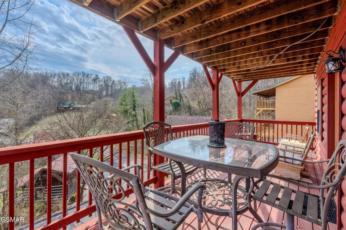 Photo of 513 Hideaway Ridge Circle