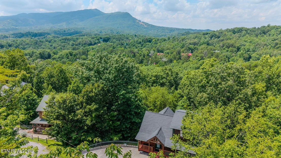 Photo of 2868 Pine Haven Drive