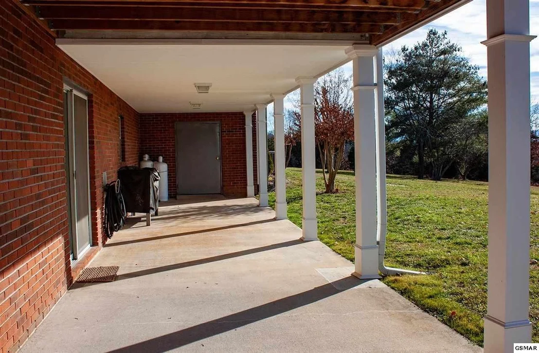 Photo of 1817 LONGVIEW Lane