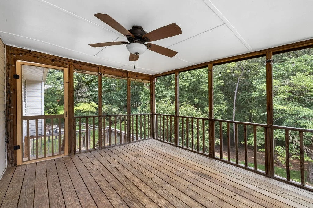 Photo of 8692 Arbutus Drive