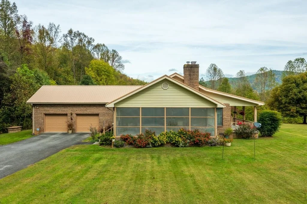 Photo of 4529 Hooper Highway