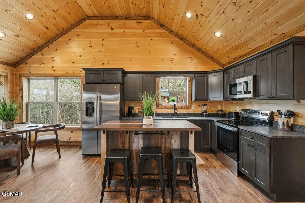 Photo of 1559 Sky View Drive