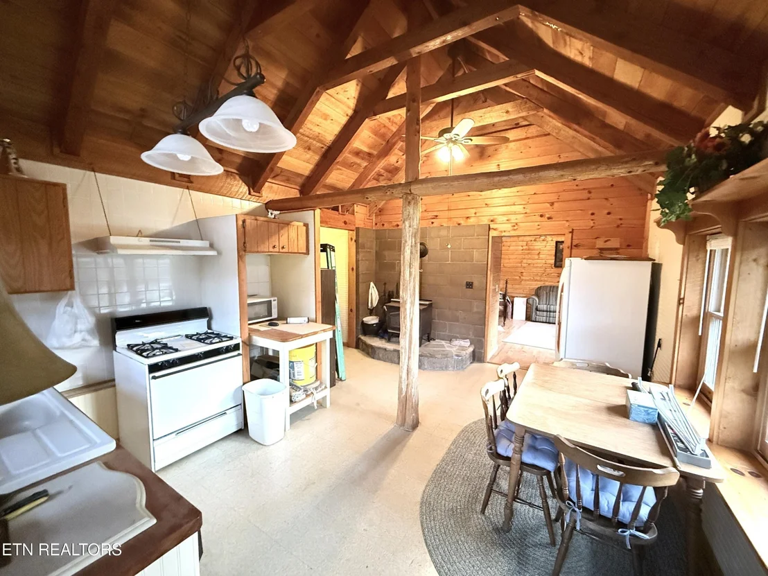 Photo of 633 Dry Fork Rd