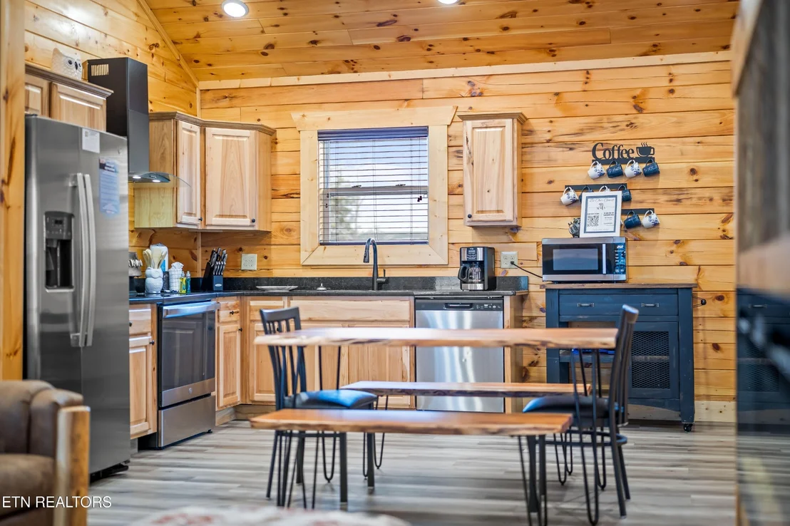Photo of 1069 Timberlake Circle
