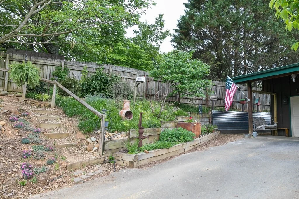 Photo of 2918 Will Bryan Road