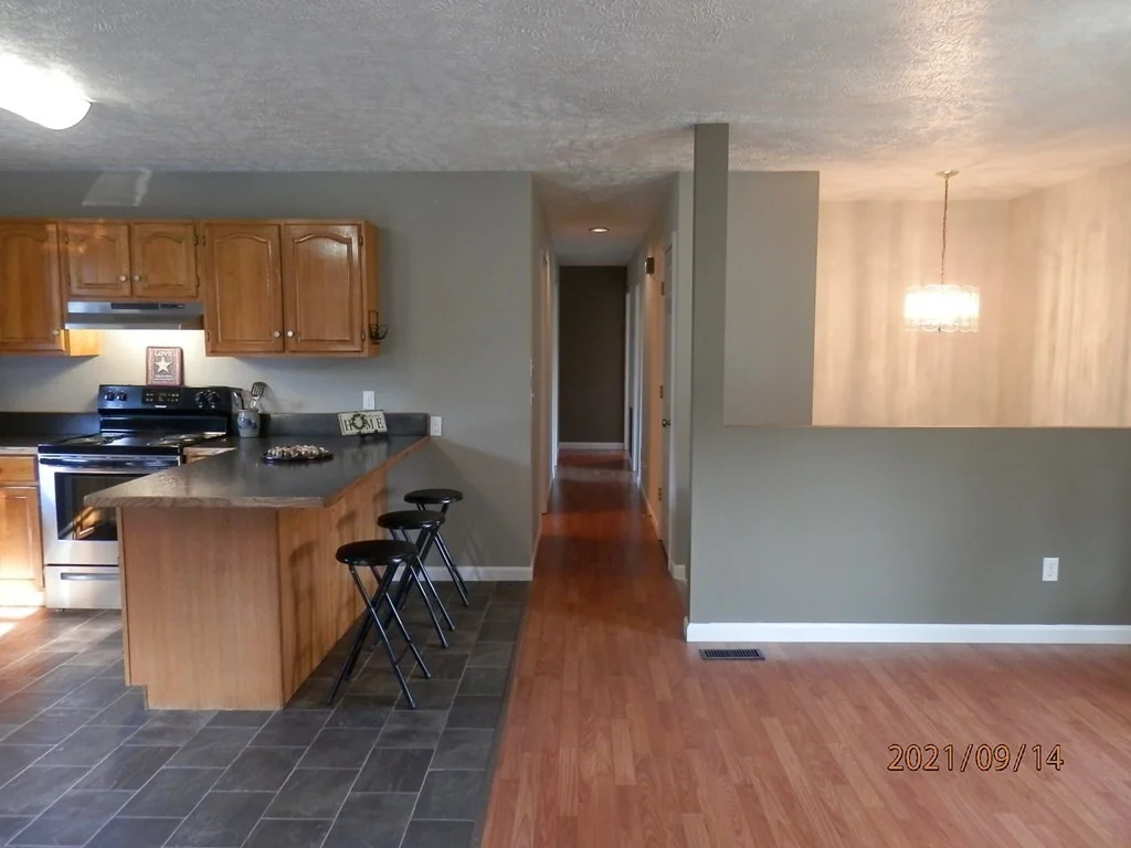 Photo of 693 Ross Drive