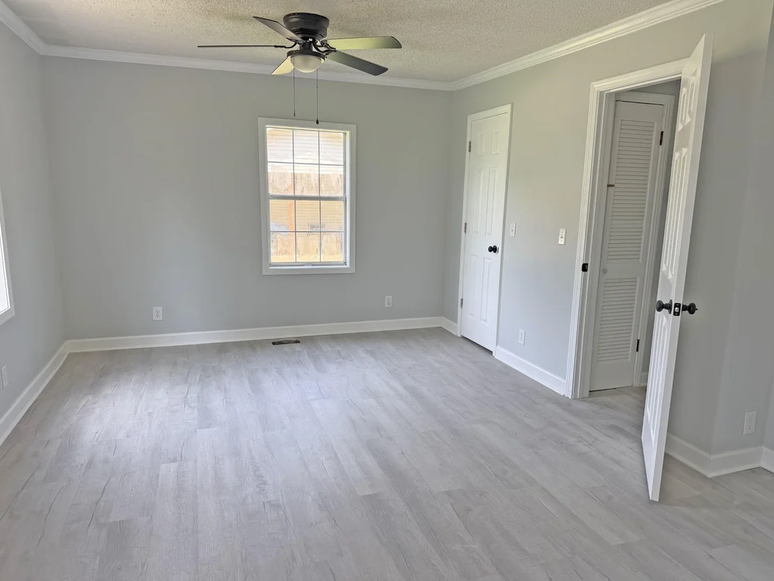 Photo of 270 MADDOX LOOP