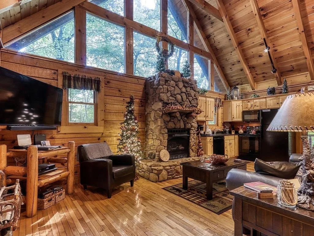 Photo of Unit DANCINGBEARFOOT at 2241 Beach Front Drive