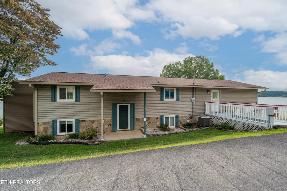 Photo of 596 Chahokia Drive