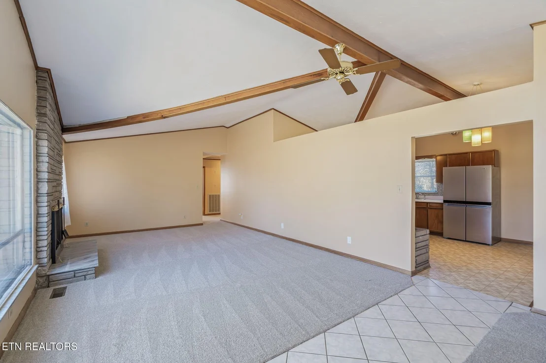Photo of 7237 Oakmeade Rd