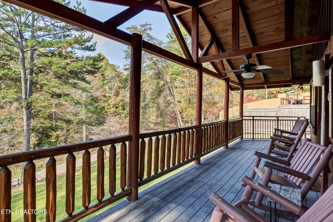 Photo of 2833 Longvale Lane