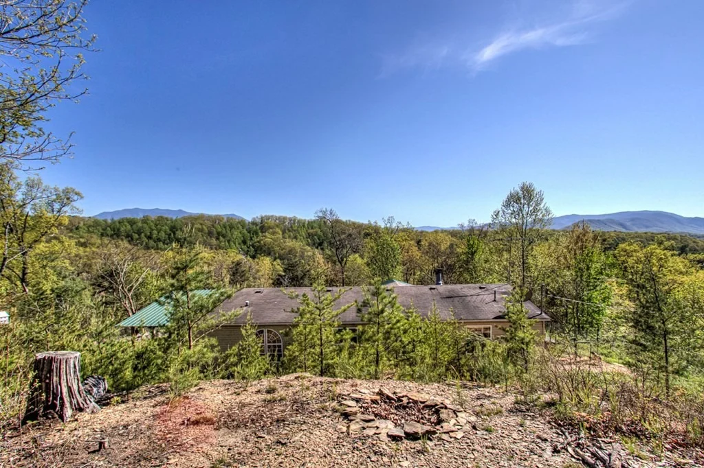 Photo of 2035 Mountain Spring Way