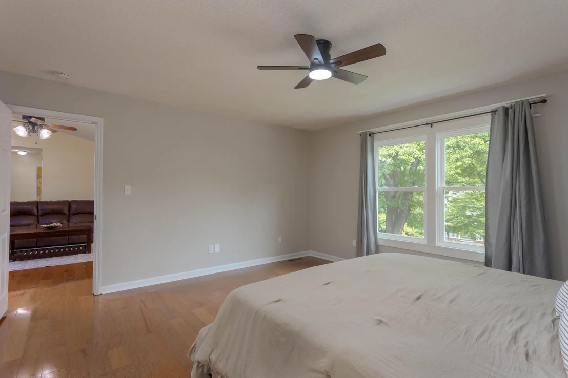 Photo of 715 Carmen Drive