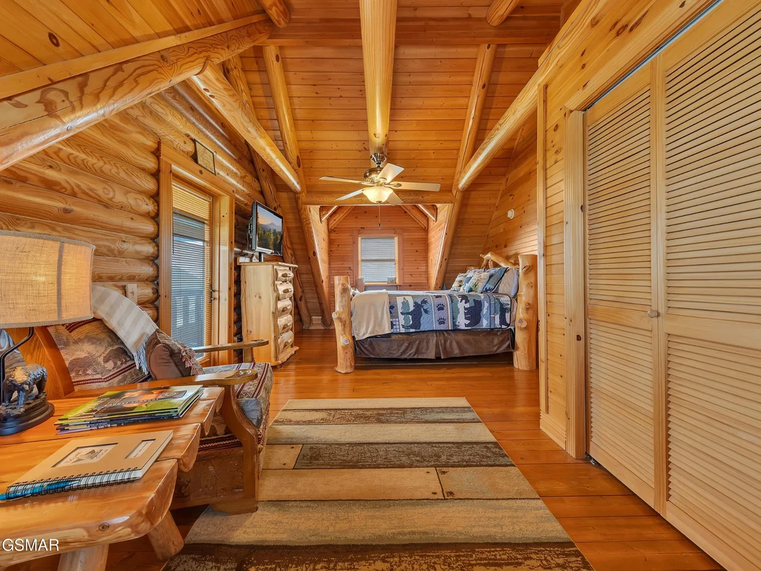 Photo of 838 Pinnacle Drive