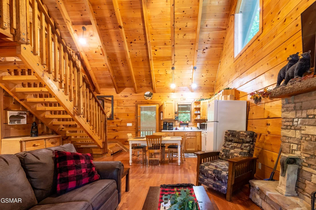 Photo of 903 Hideaway Hills Circle