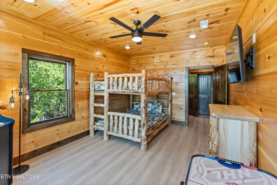 Photo of 2412 Mountain Ridge Way