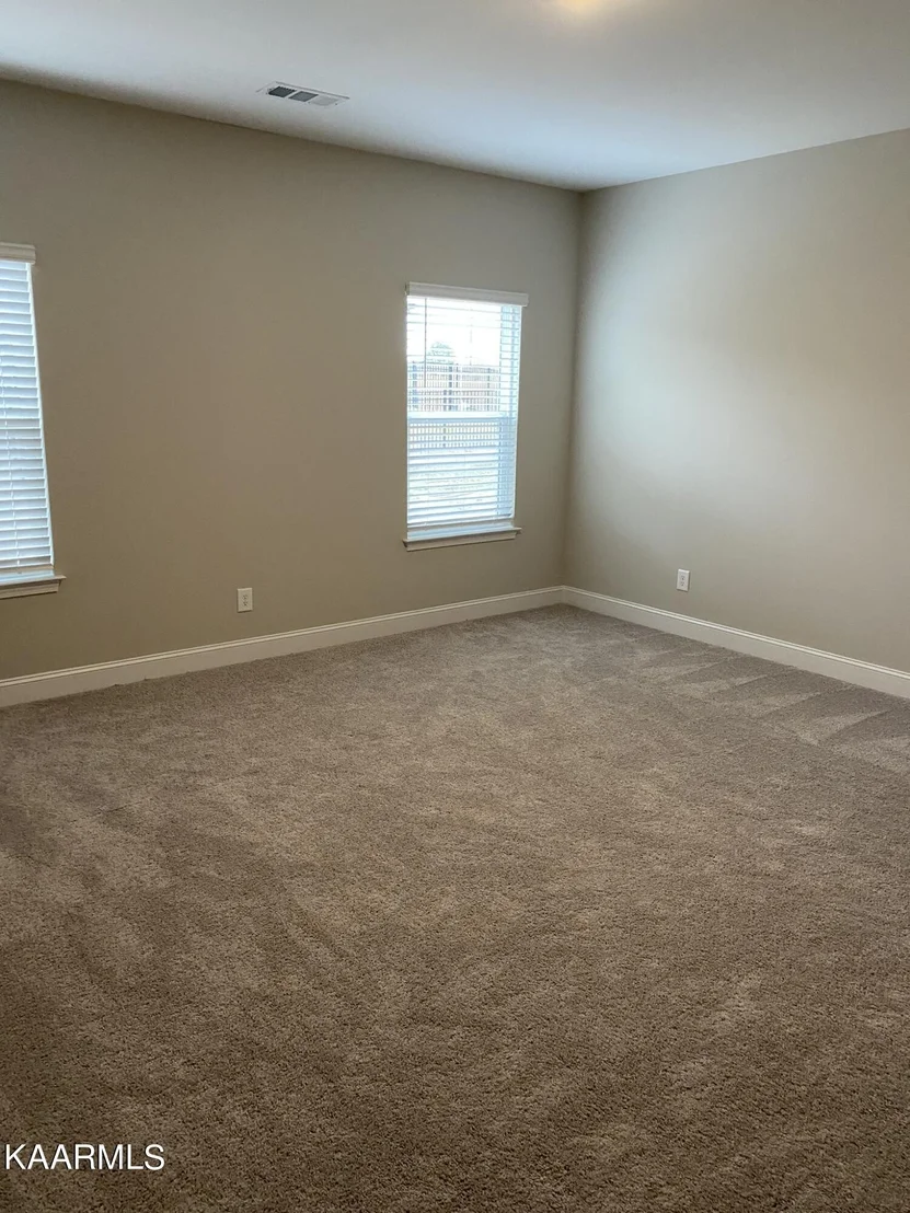 Photo of 1126 Beech Tree Cove
