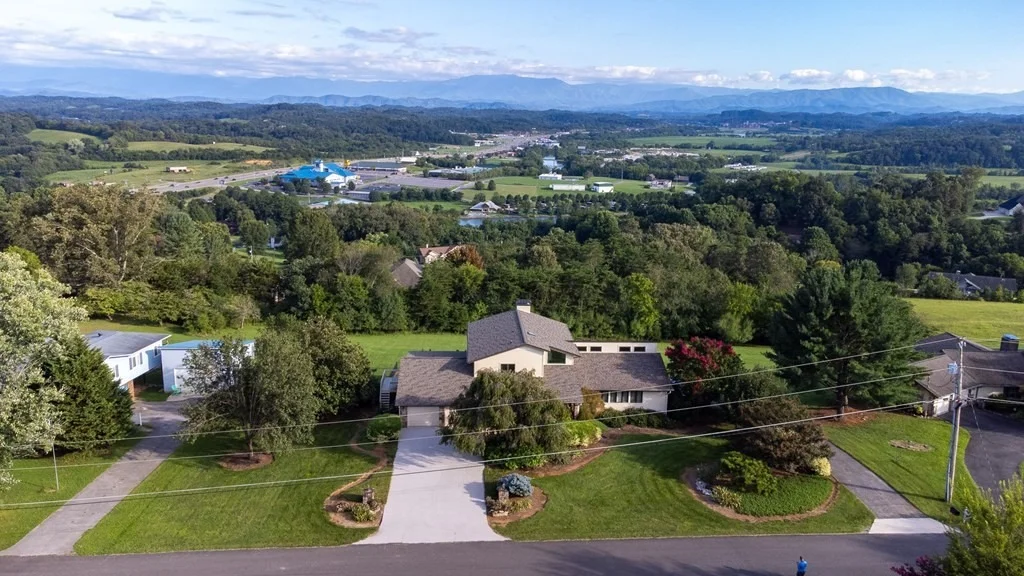 Photo of 351 Grandview Drive