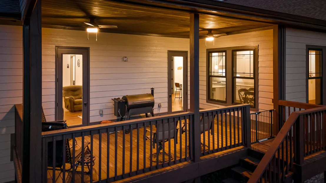 Photo of 2323 River Bluffs Drive