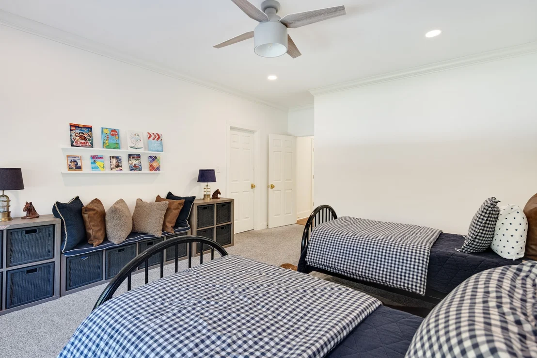 Photo of 135 Windy City Rd