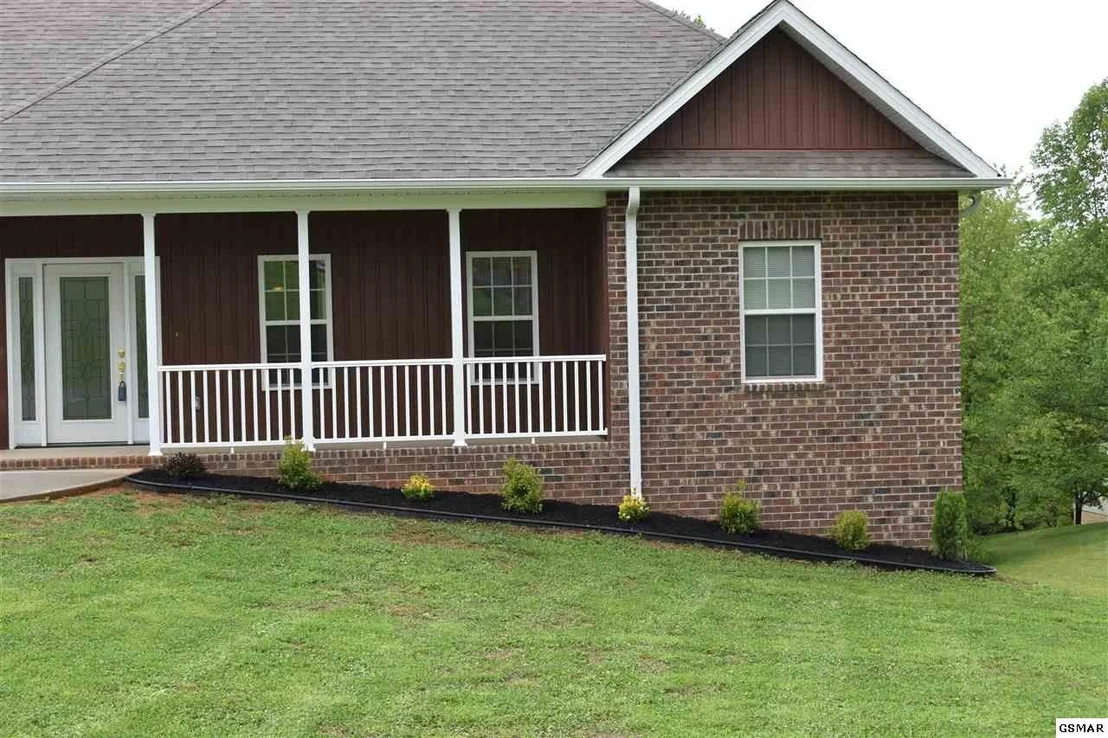 Photo of 817 Thomas Circle