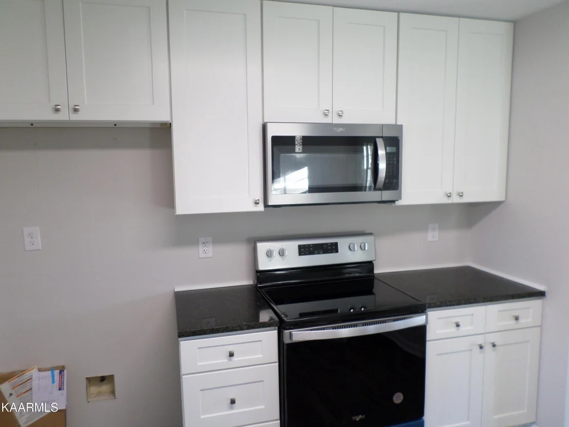 Photo of 7547 Applecross Rd