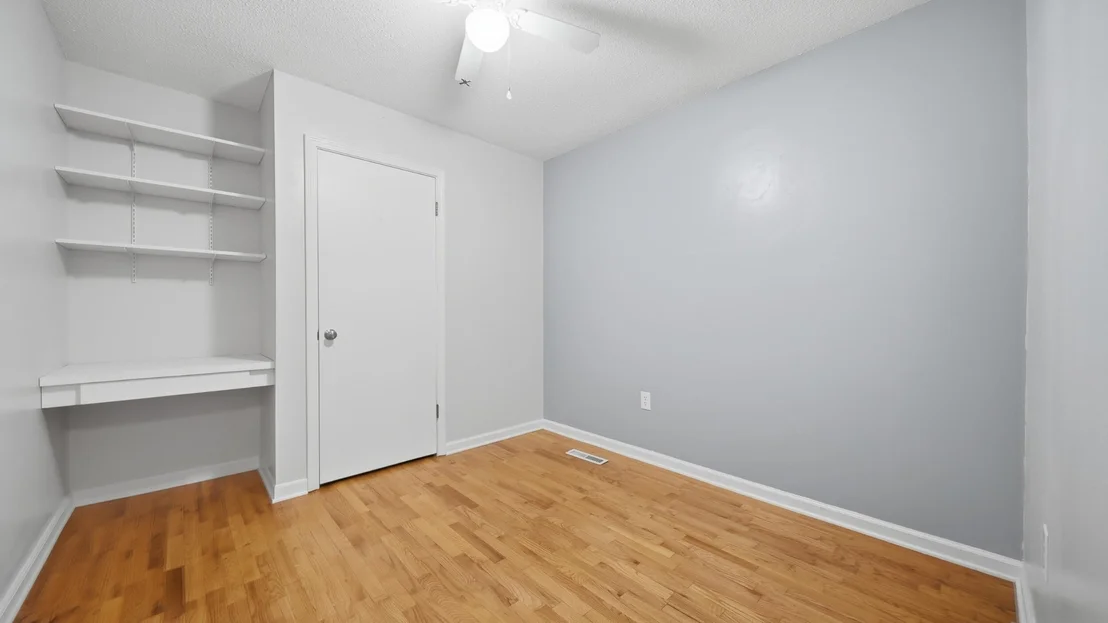 Photo of 8319 Oak Drive