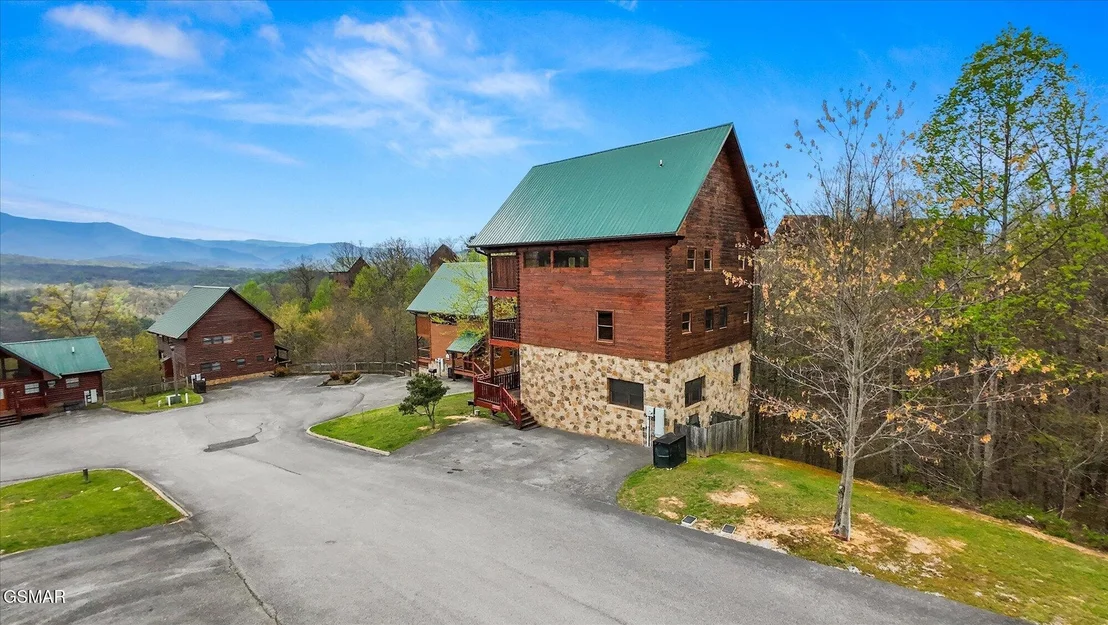 Photo of 2305 Rand Road