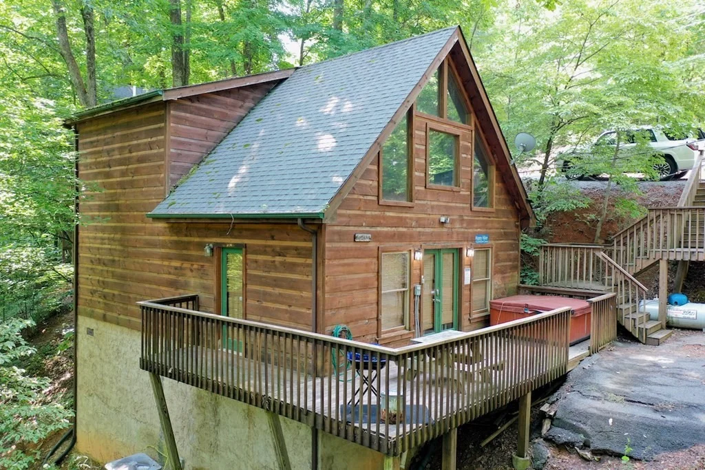 Photo of Unit HAPPYHIKER at 1027 Elm Circle