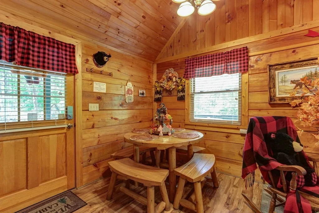 Photo of 2402 E View Drive