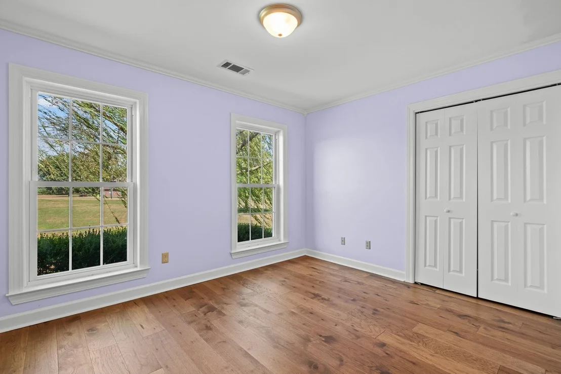 Photo of 371 BRIERHEDGE RD