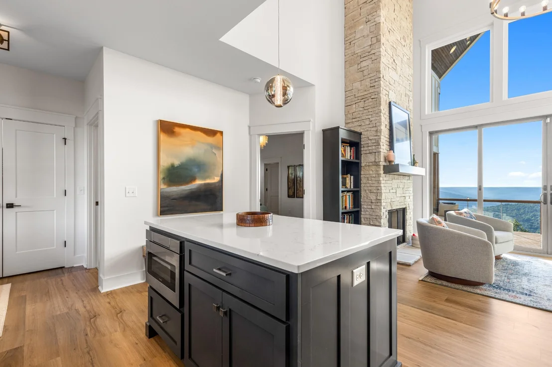 Photo of 925 Sunset Circle