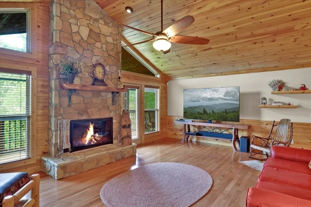 Photo of 1035 Shadow Ridge Drive