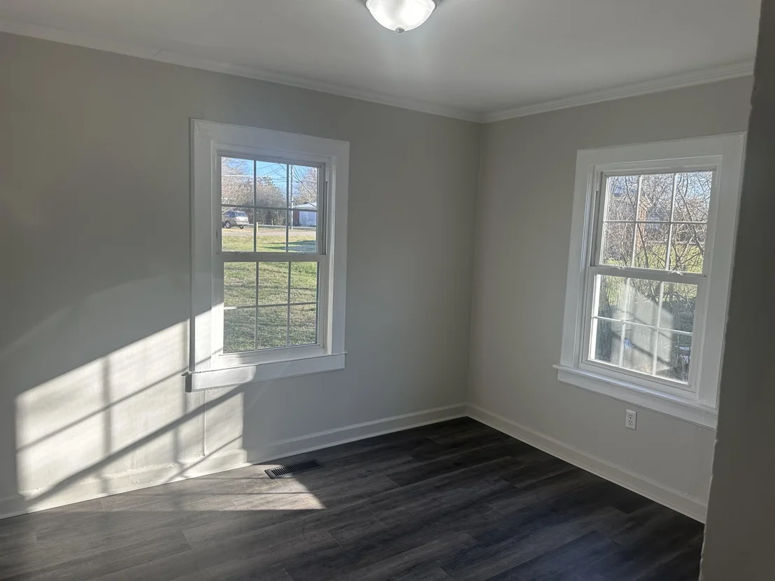 Photo of 180 Hardin RD