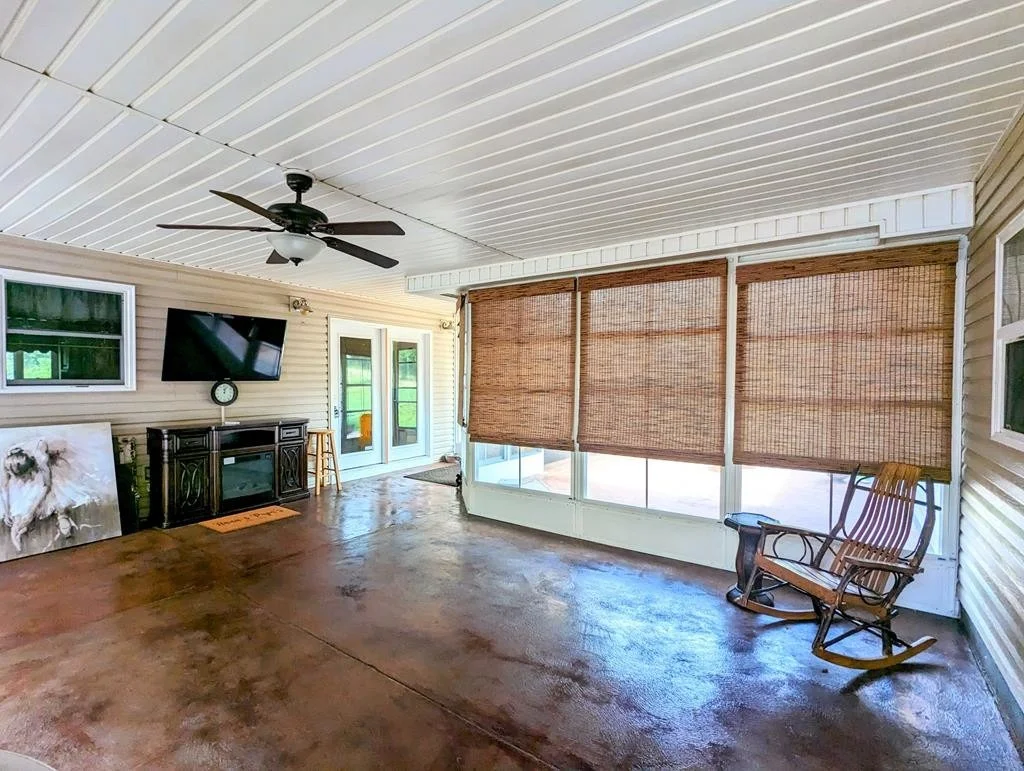 Photo of 809 SYLVIA Lane