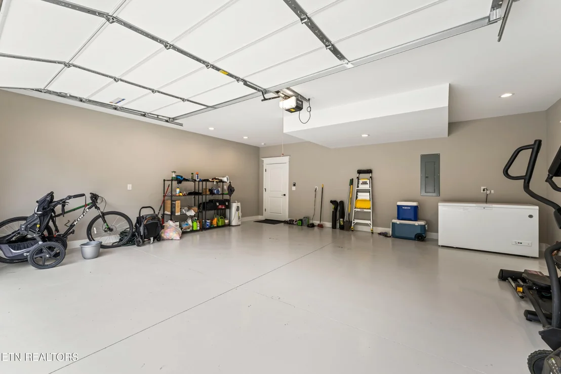 Photo of 538 Robinson Tr