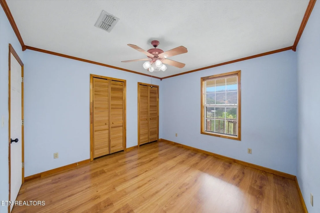 Photo of 1502 Valley Cove Way