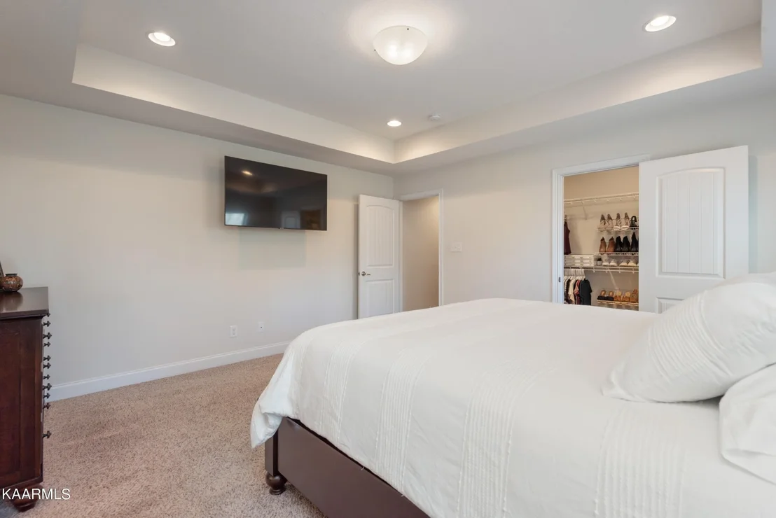 Photo of 7228 Thornbrook Lane