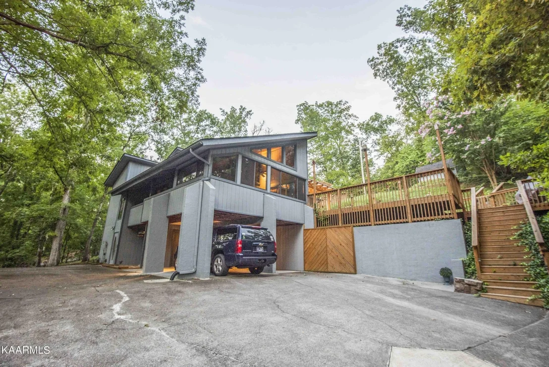Photo of 333 Enchanted Forest Lane