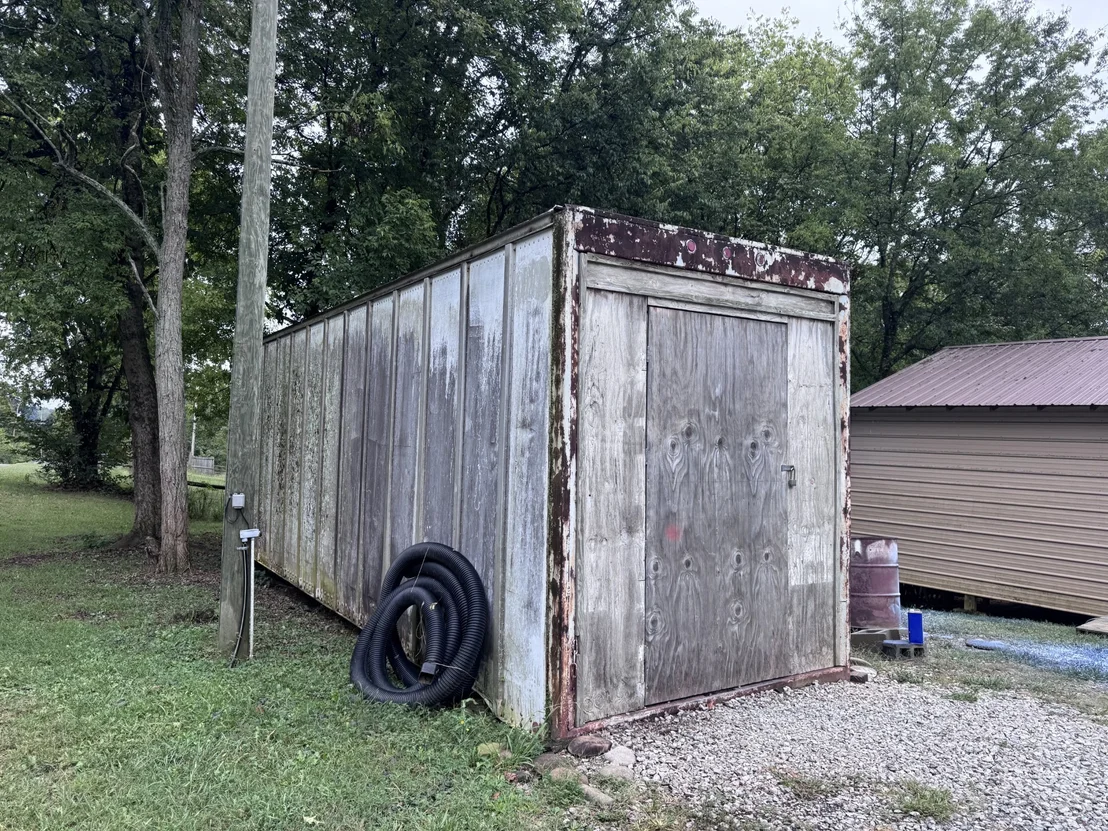 Photo of 2205 Carmichael Rd
